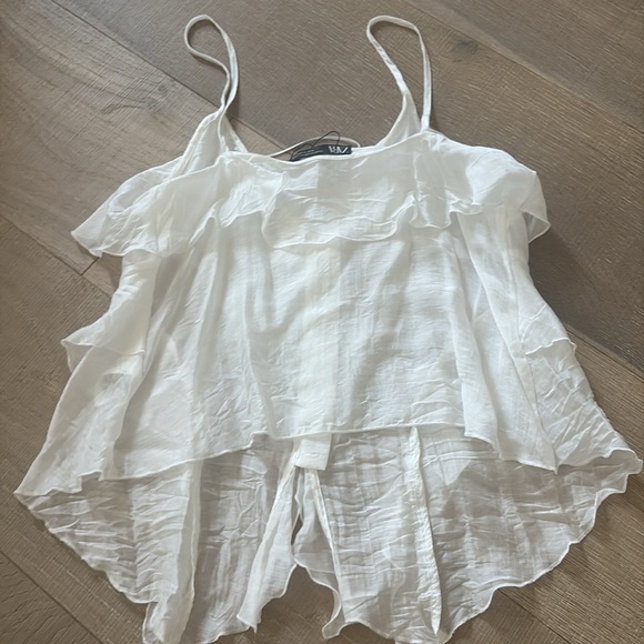 Zara Ruffle Top - Picture 3 of 4